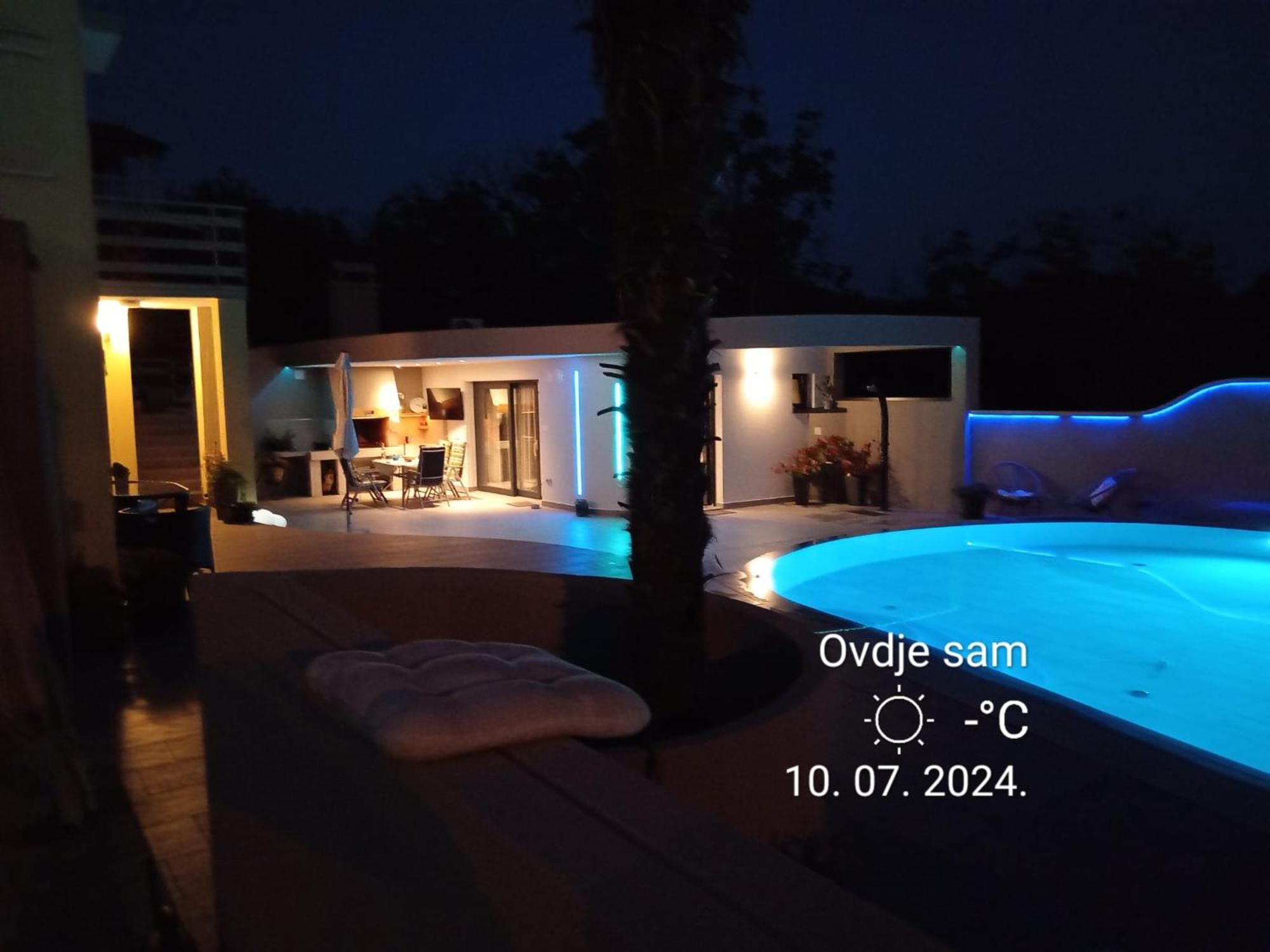 Villa Elke Maria With Overflow Pool And Hydromassage Novigrad Istria Dış mekan fotoğraf